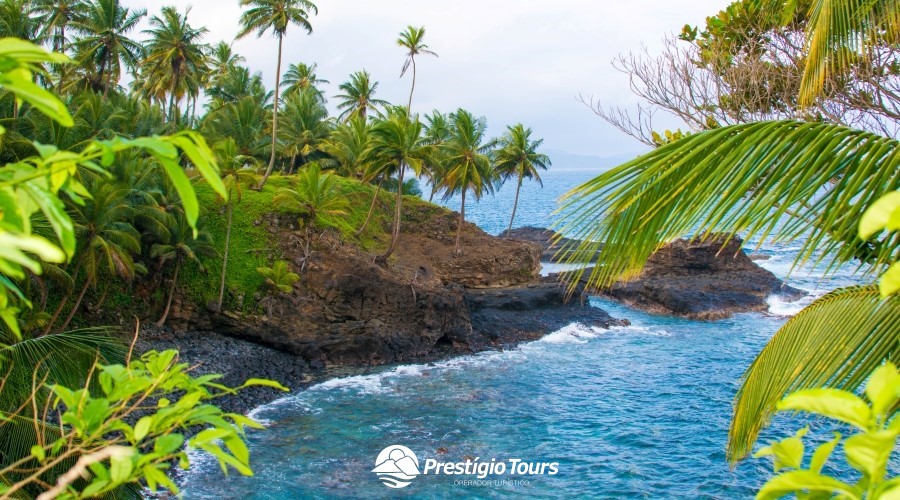 São Tomé e Ilhéu das Rolas