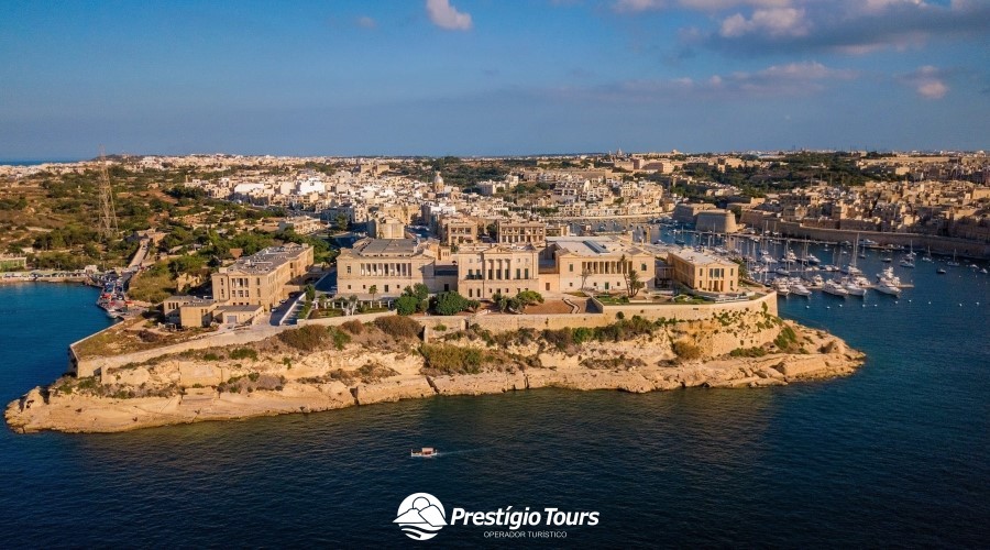 Malta com visita a Atenas