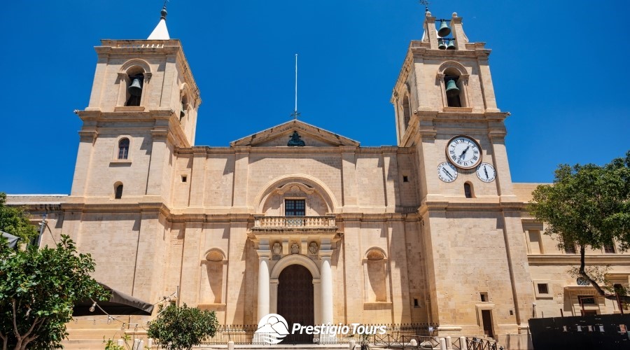 Malta com visita a Atenas